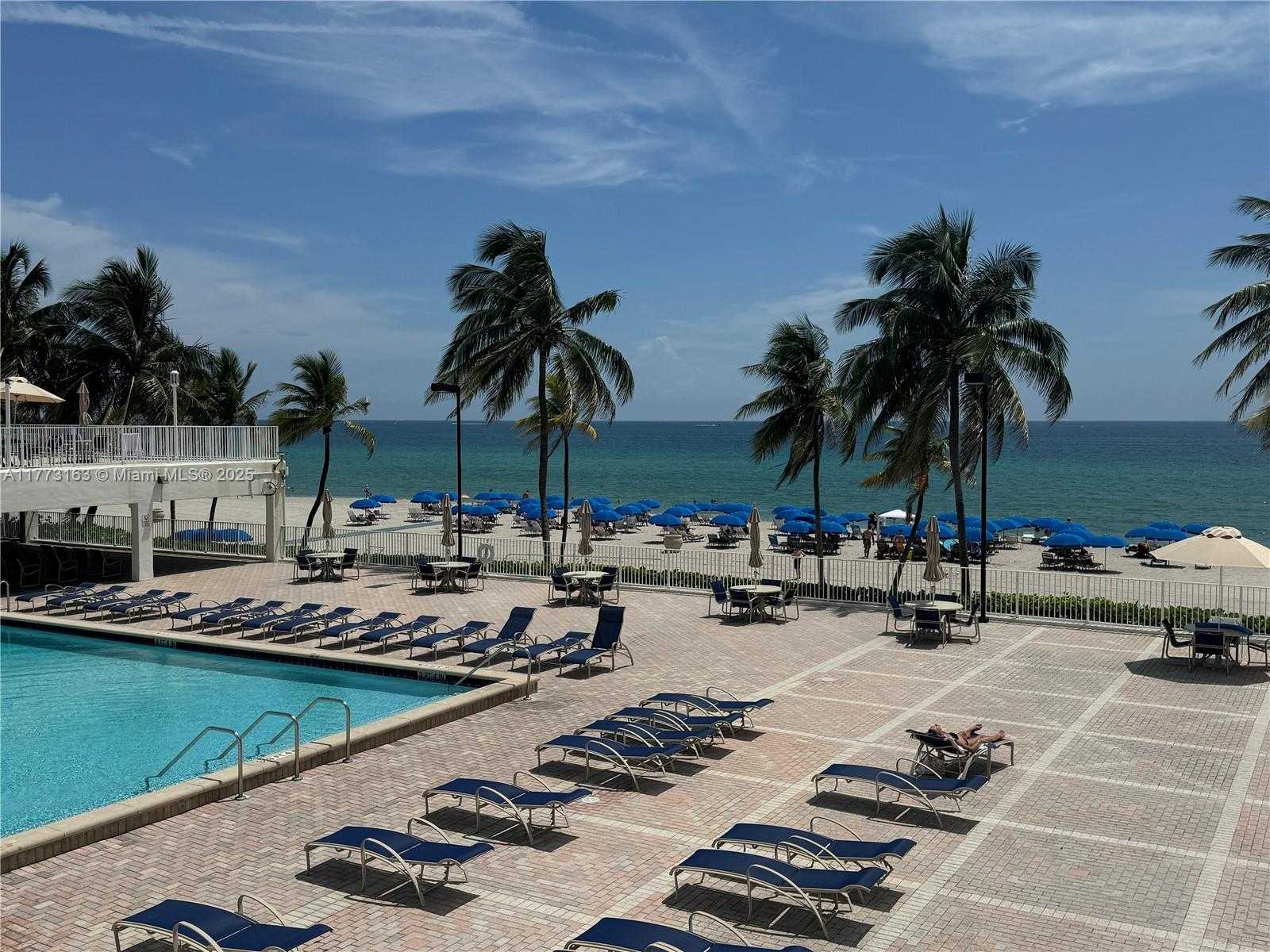 Small Image of 2401 SOUTH OCEAN DR #702, Hollywood Number 2