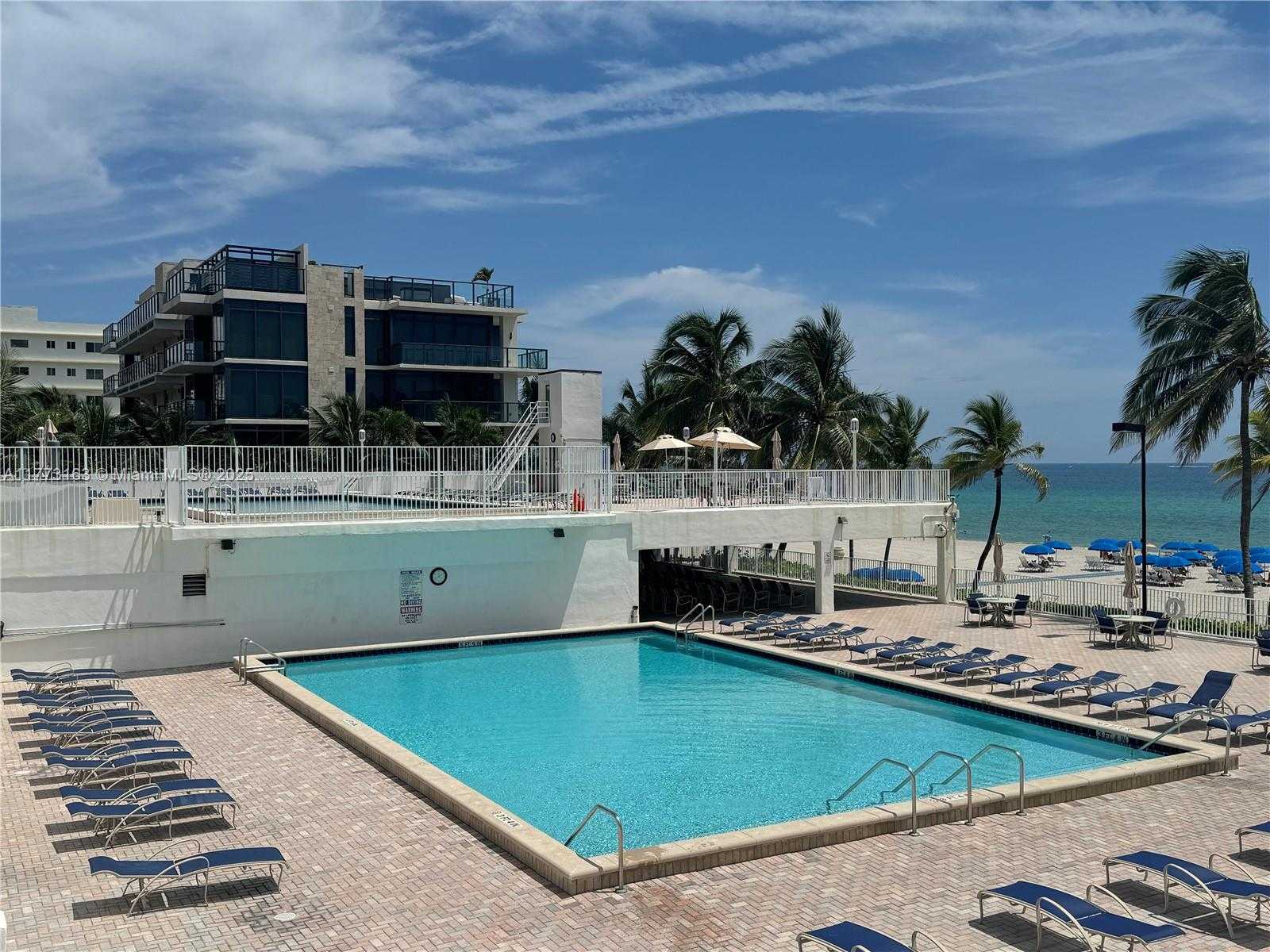 Small Image of 2401 SOUTH OCEAN DR #702, Hollywood Number 3