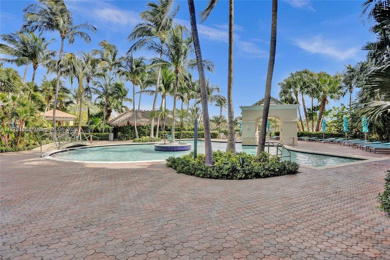Small Image of 19501 WEST COUNTRY CLUB DR #1006, Aventura Number 61