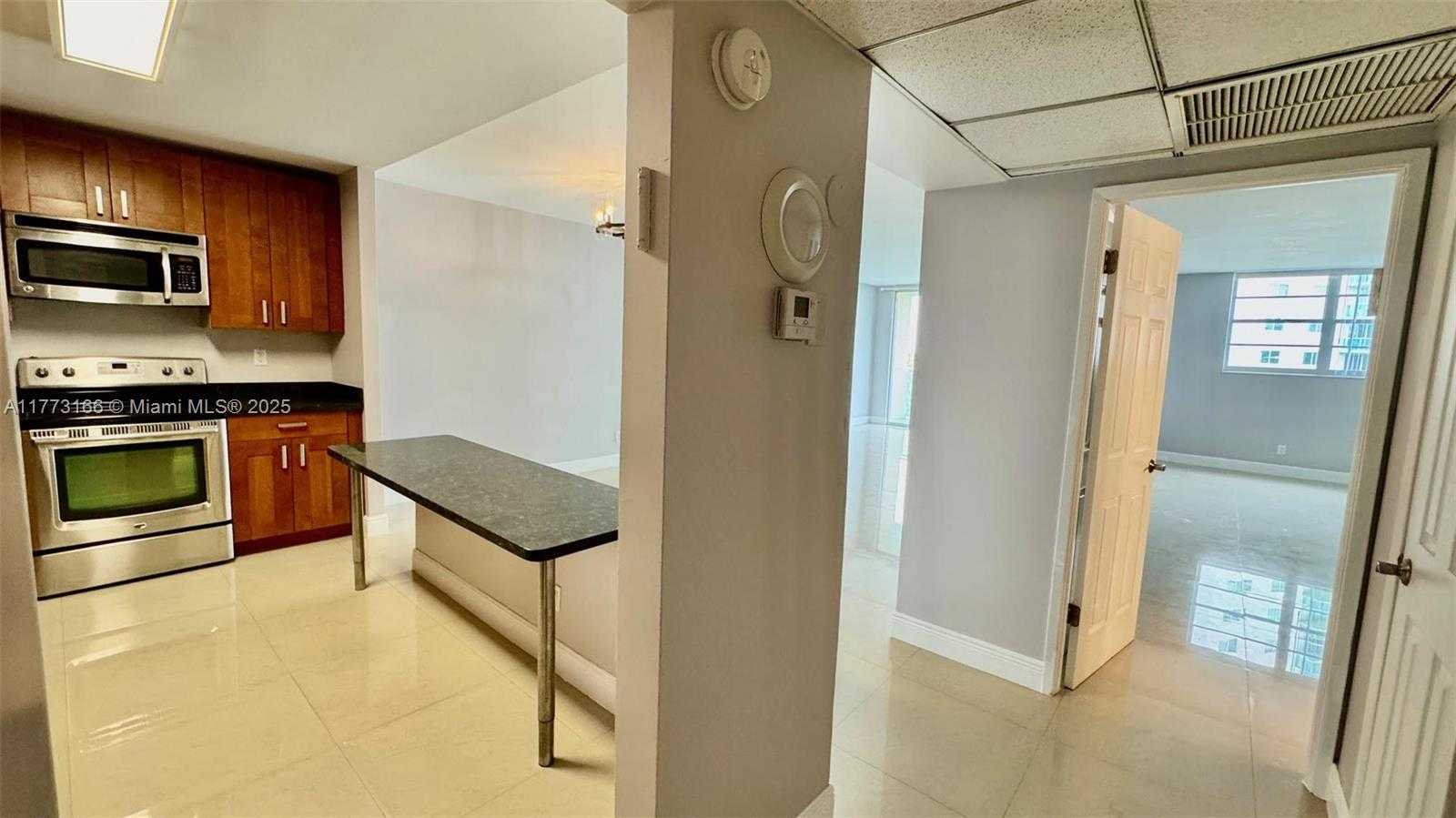 Small Image of 19390 COLLINS AVE #624, Sunny Isles Beach Number 12