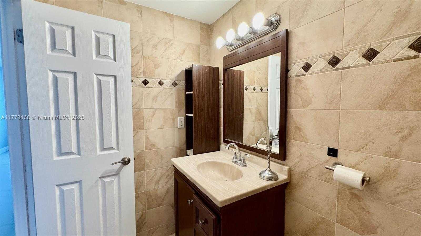 Small Image of 19390 COLLINS AVE #624, Sunny Isles Beach Number 15