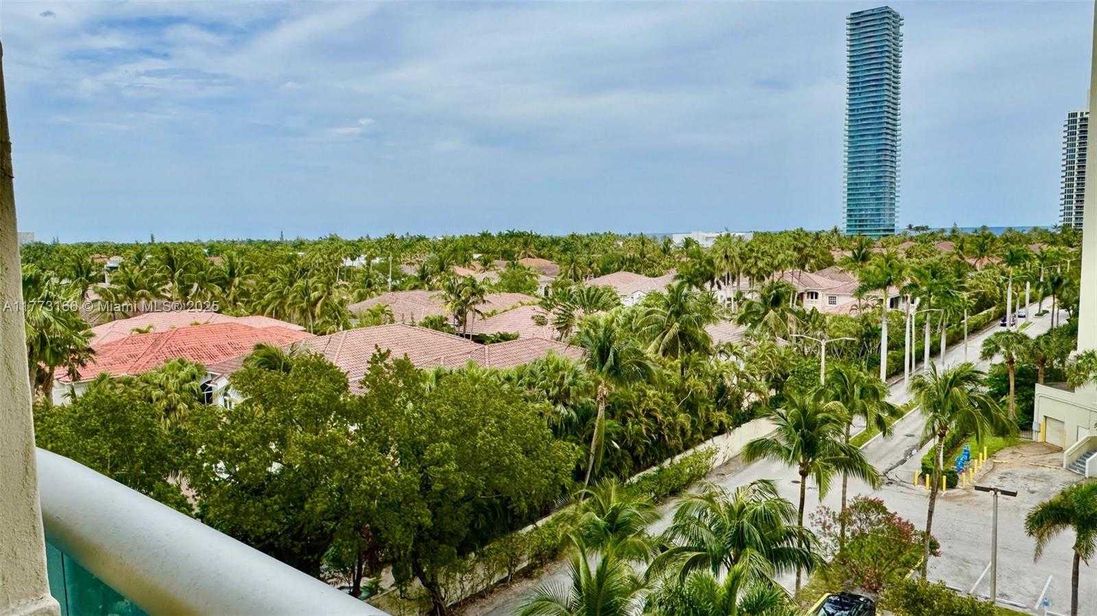Small Image of 19390 COLLINS AVE #624, Sunny Isles Beach Number 2