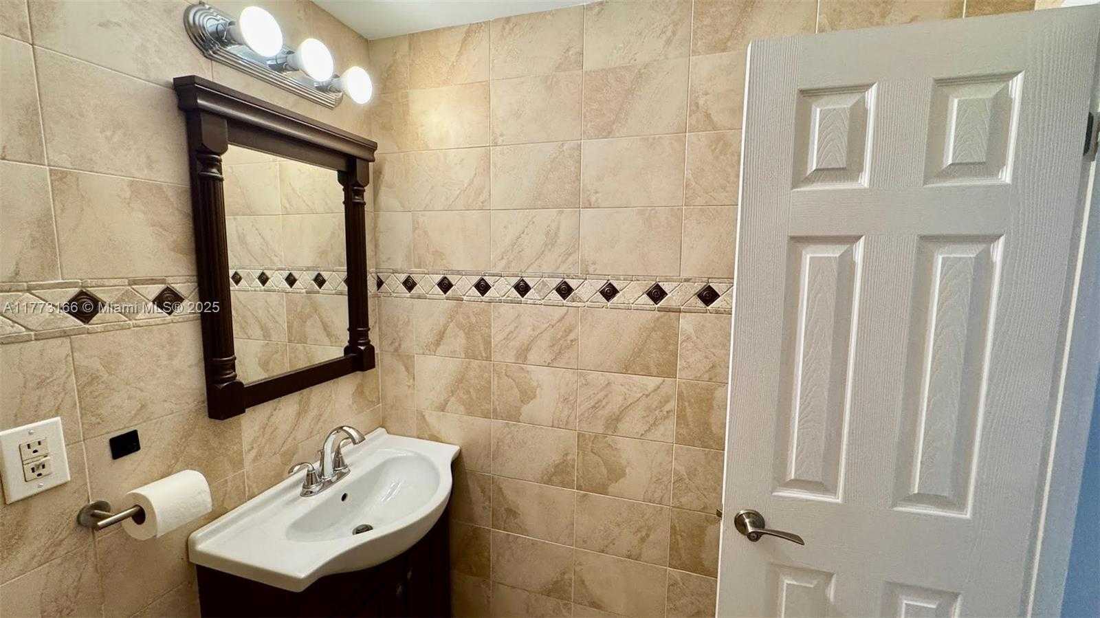 Small Image of 19390 COLLINS AVE #624, Sunny Isles Beach Number 24