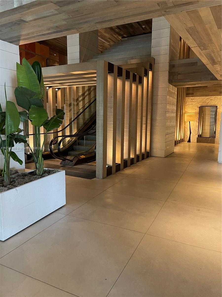Small Image of 2301 COLLINS AVE #519, Miami Beach Number 15
