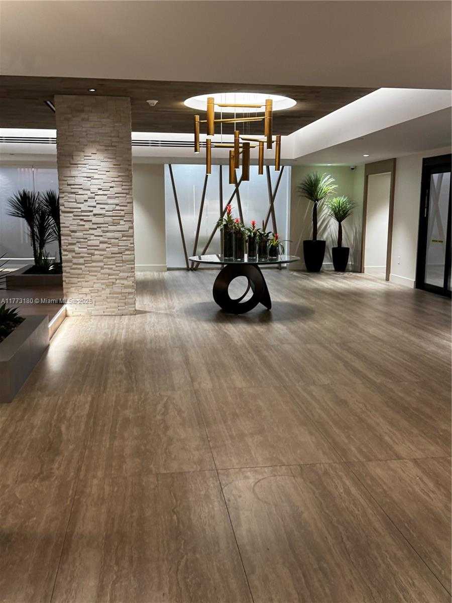 Small Image of 2301 COLLINS AVE #519, Miami Beach Number 21