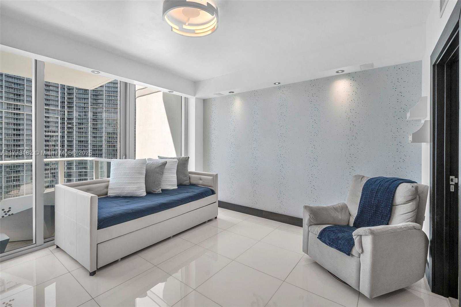 Small Image of 200 BISCAYNE BOULEVARD WAY #3607, Miami Number 19