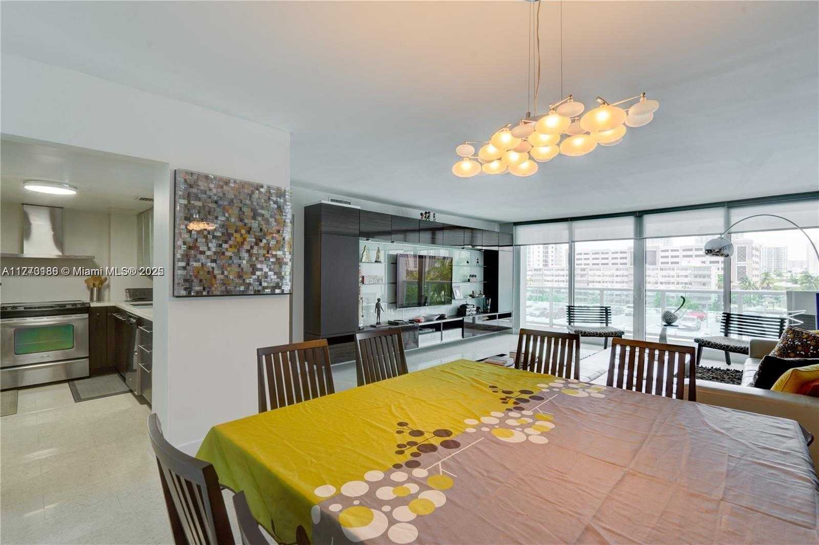 Small Image of 100 BAYVIEW DR #428, Sunny Isles Beach Number 16