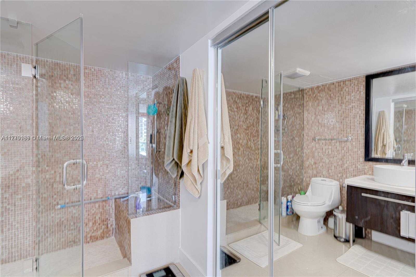 Small Image of 100 BAYVIEW DR #428, Sunny Isles Beach Number 22