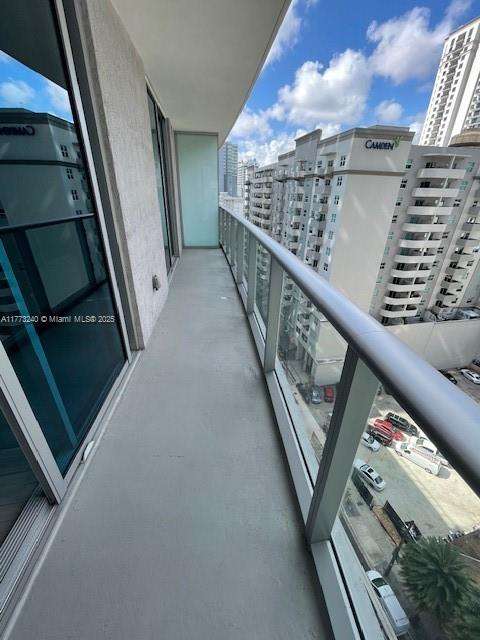 Small Image of 1100 SOUTH MIAMI AVE #1009, Miami Number 17