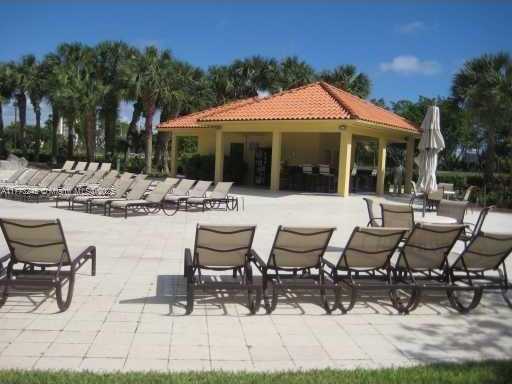 Small Image of 3300 #1417, Aventura Number 24