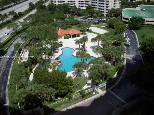 Small Image of 3300 #1417, Aventura Number 25