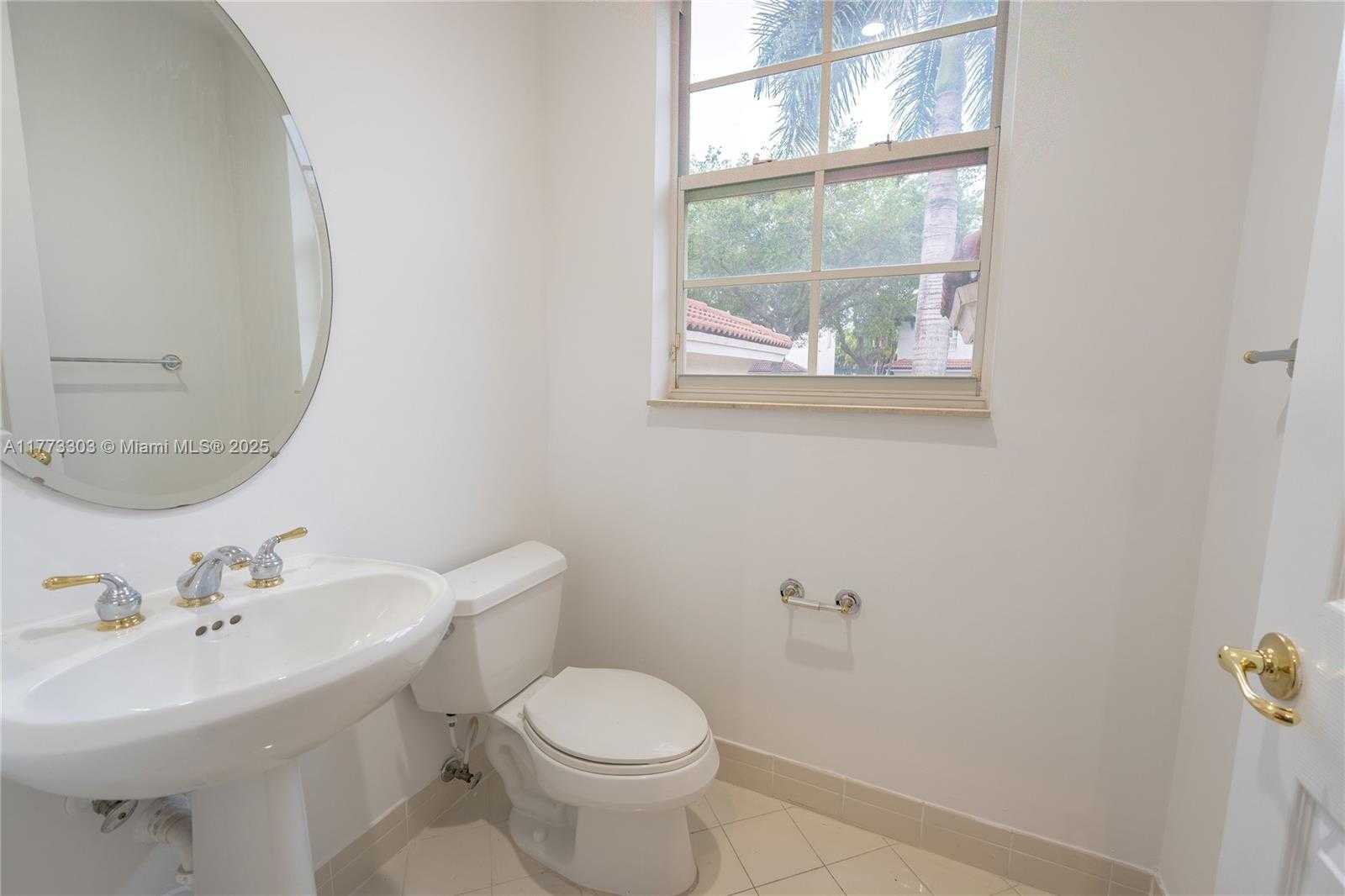 Small Image of 11213 NORTH WEST 71ST TER, Doral Number 10