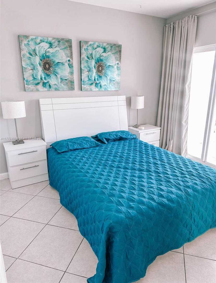 Small Image of 2280 SOUTH WEST 32ND AVE #510, Miami Number 4