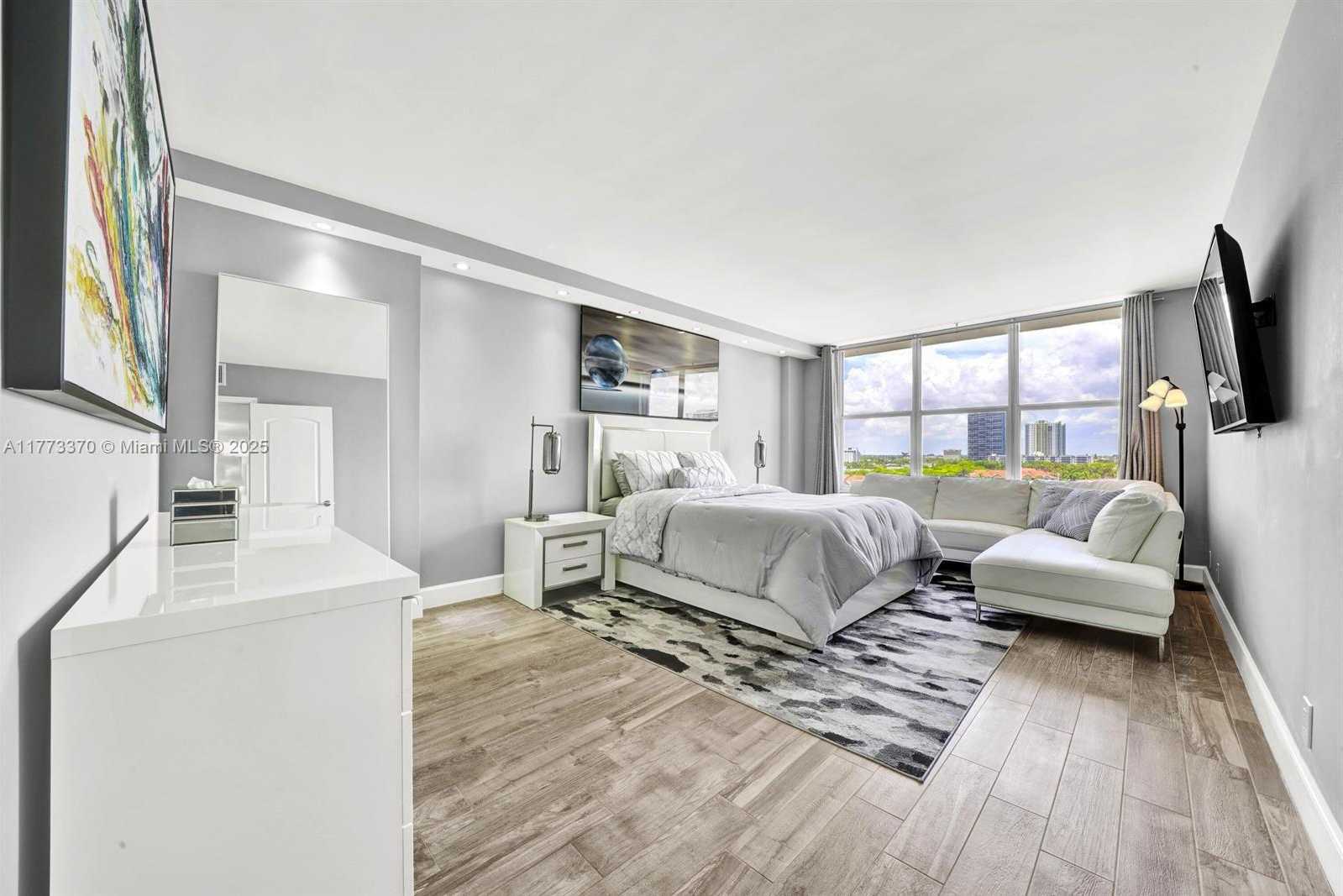 Small Image of 3800 SOUTH OCEAN DR #821, Hollywood Number 18