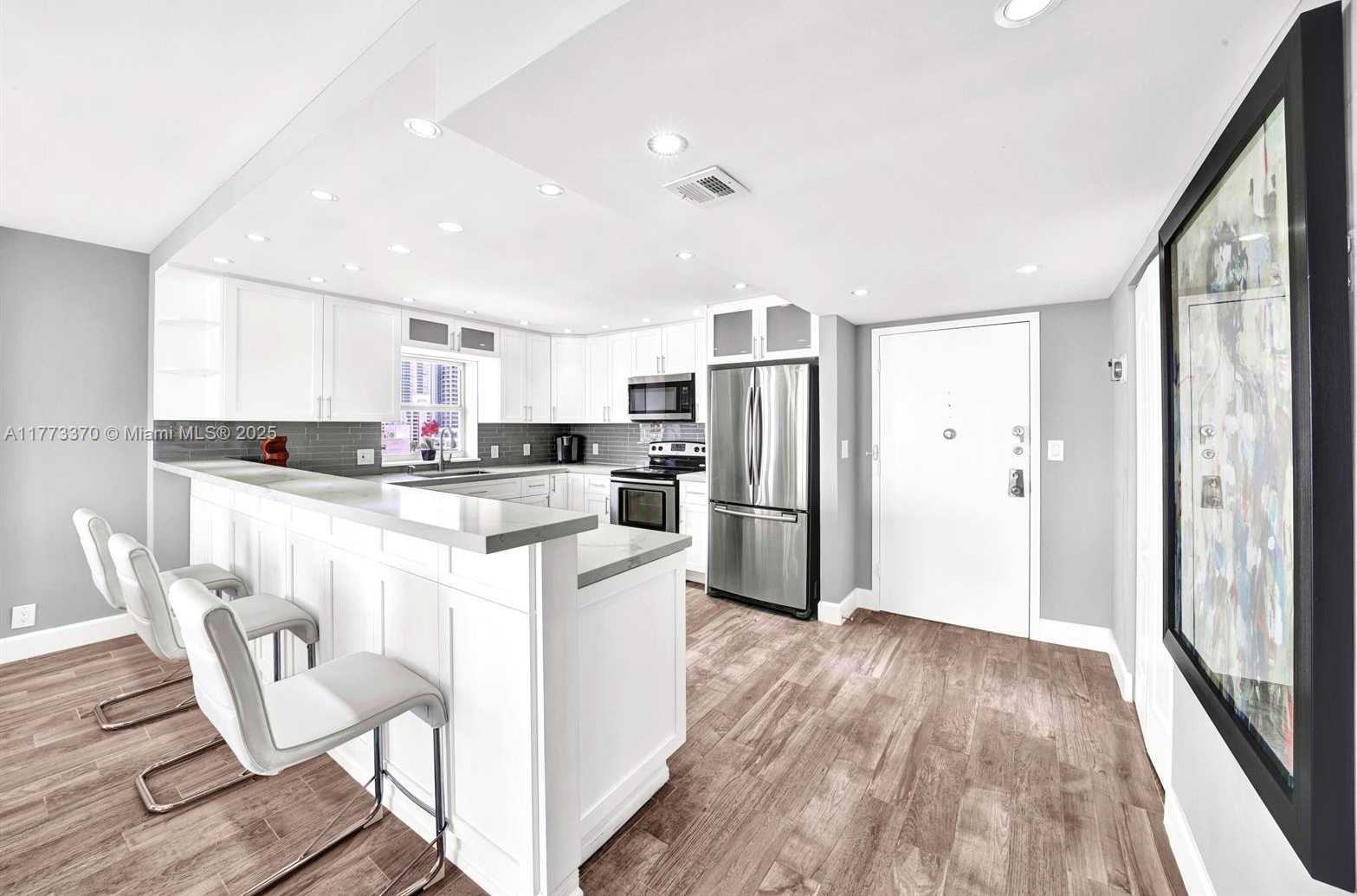 Small Image of 3800 SOUTH OCEAN DR #821, Hollywood Number 5