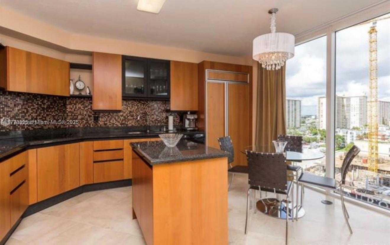 Small Image of 17555 COLLINS AVE #1004, Sunny Isles Beach Number 10