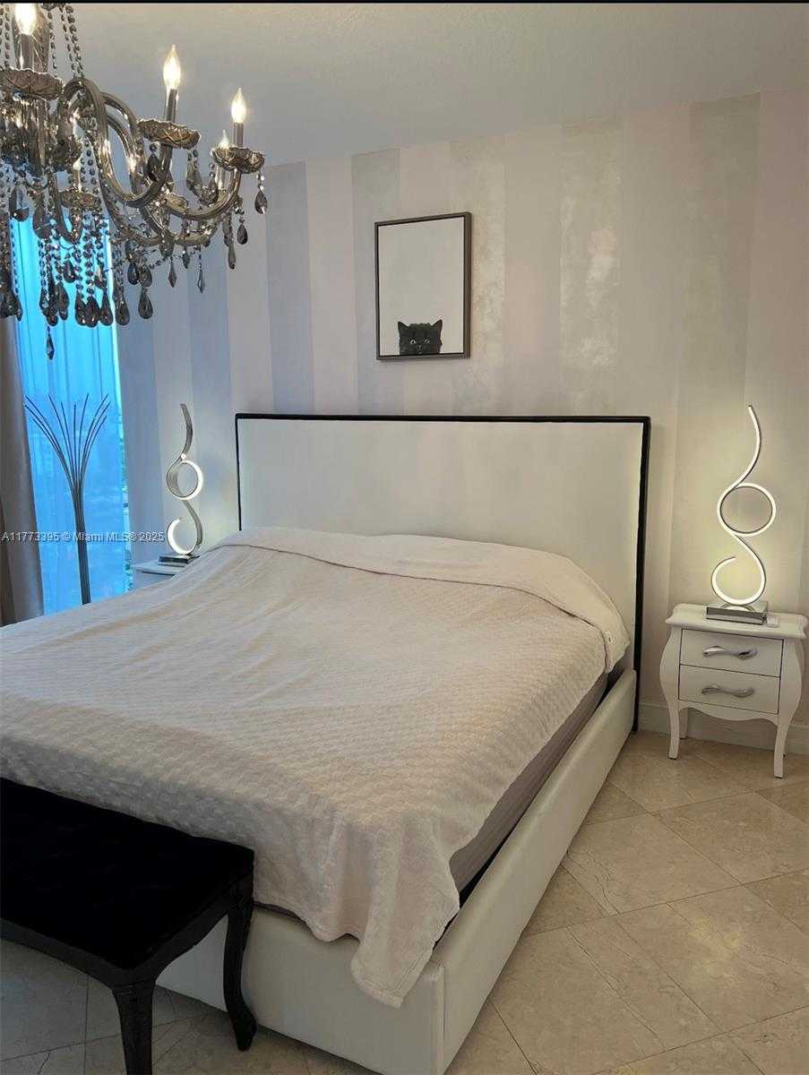Small Image of 17555 COLLINS AVE #1004, Sunny Isles Beach Number 24