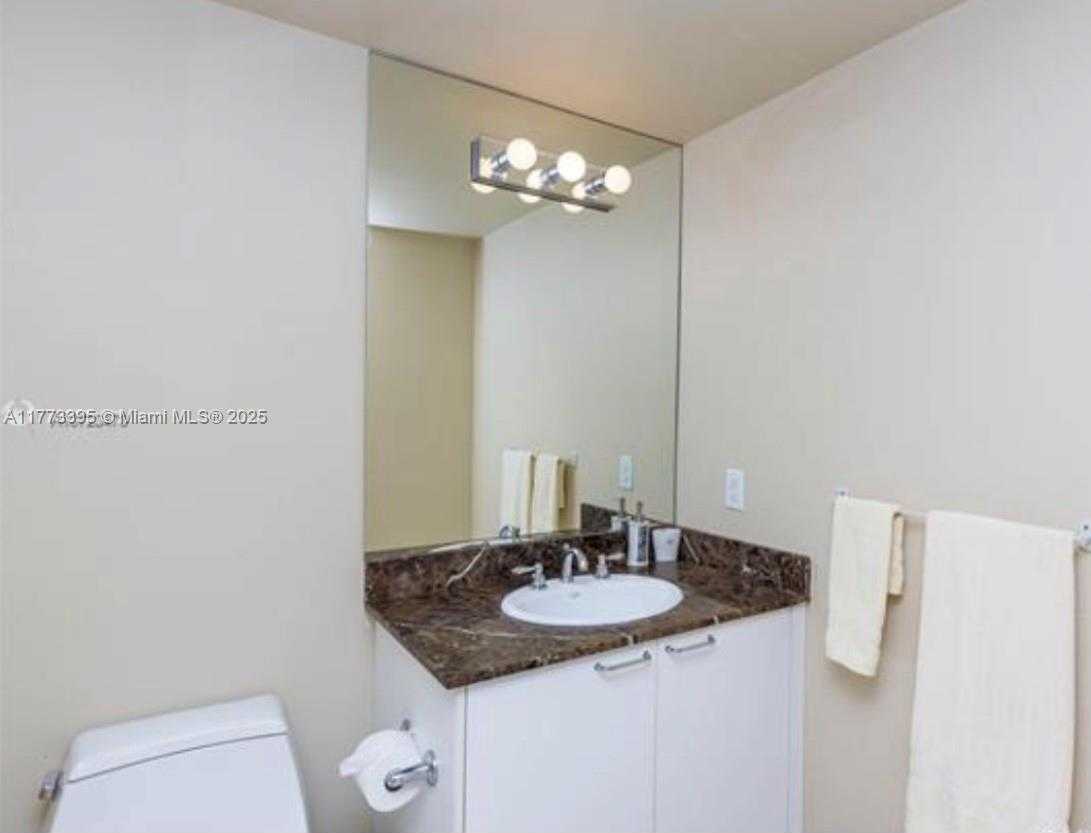 Small Image of 17555 COLLINS AVE #1004, Sunny Isles Beach Number 28