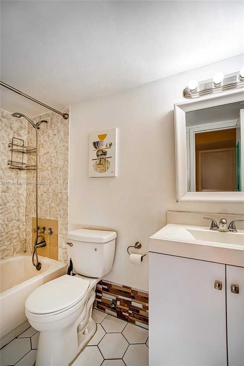 Small Image of 16851 NORTH EAST 23RD AVE #A319, North Miami Beach Number 8