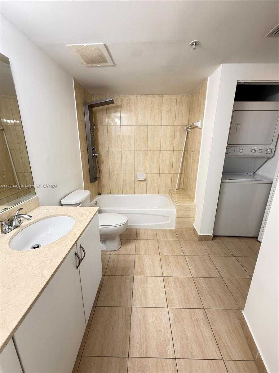 Small Image of 1750 NORTH BAYSHORE DR #4609, Miami Number 17