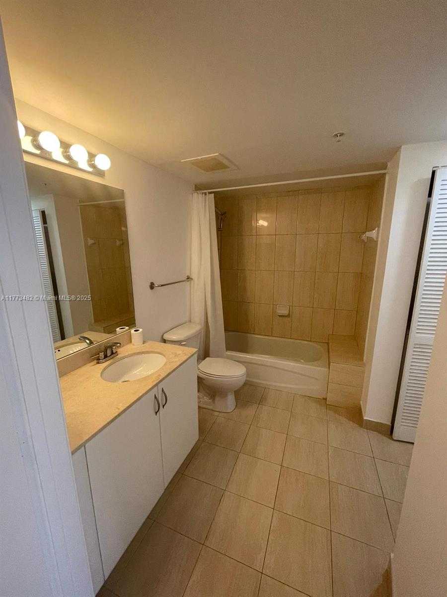 Small Image of 1750 NORTH BAYSHORE DR #4609, Miami Number 19