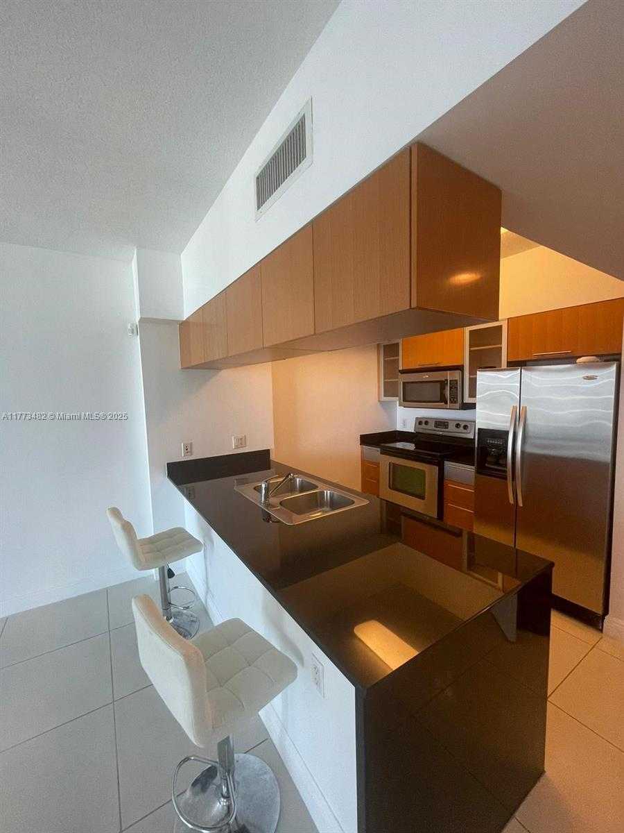 Small Image of 1750 NORTH BAYSHORE DR #4609, Miami Number 4