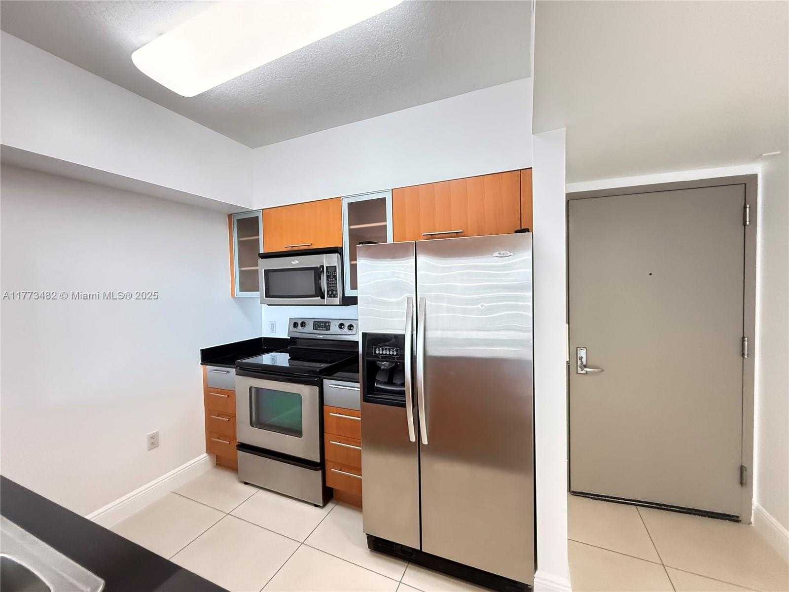 Small Image of 1750 NORTH BAYSHORE DR #4609, Miami Number 9