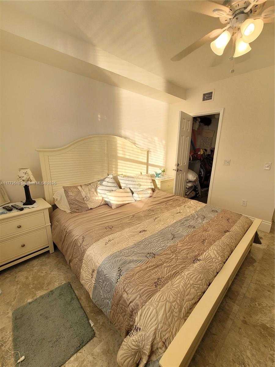 Small Image of 17100 NORTH BAY RD #1307, Sunny Isles Beach Number 22