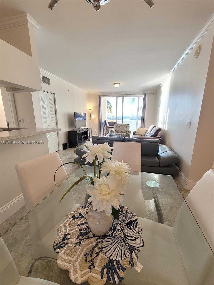 Small Image of 17100 NORTH BAY RD #1307, Sunny Isles Beach Number 7