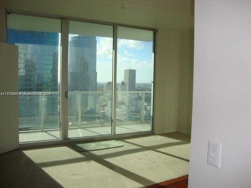 Small Image of 300 SOUTH BISCAYNE BLVD #T-2909, Miami Number 11