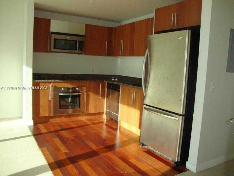 Small Image of 300 SOUTH BISCAYNE BLVD #T-2909, Miami Number 9