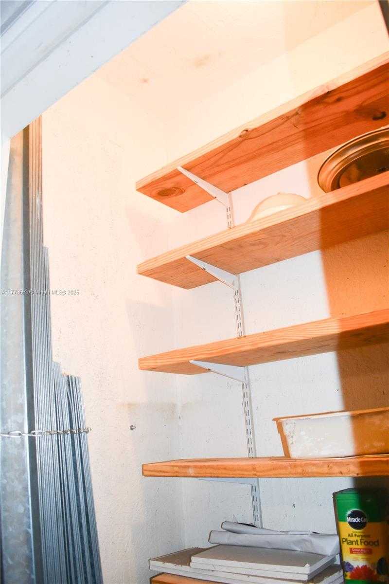 Small Image of 9123 SOUTH WEST 152ND PATH, Miami Number 10