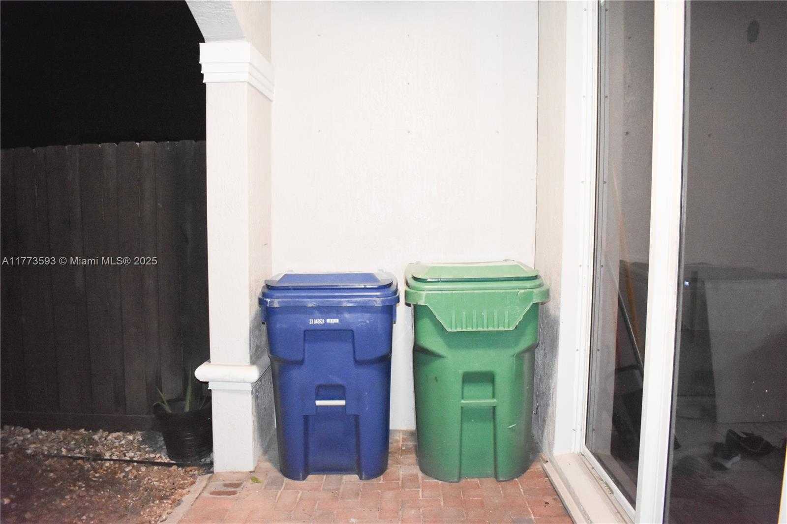 Small Image of 9123 SOUTH WEST 152ND PATH, Miami Number 15
