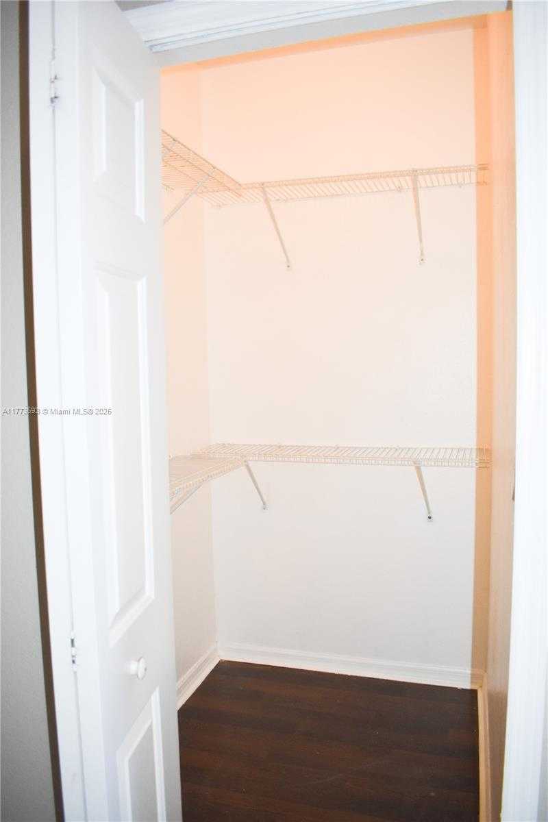 Small Image of 9123 SOUTH WEST 152ND PATH, Miami Number 27