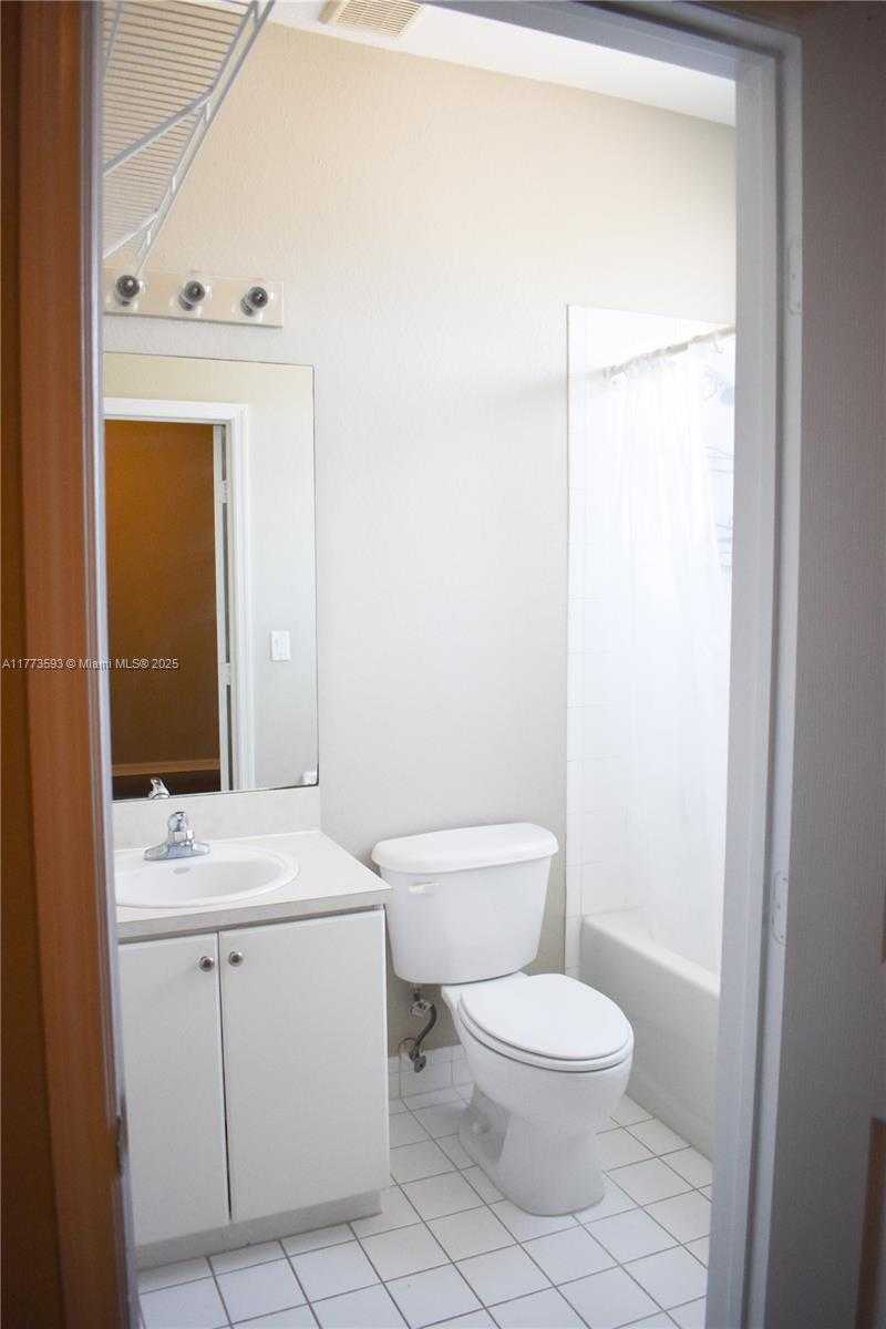 Small Image of 9123 SOUTH WEST 152ND PATH, Miami Number 28