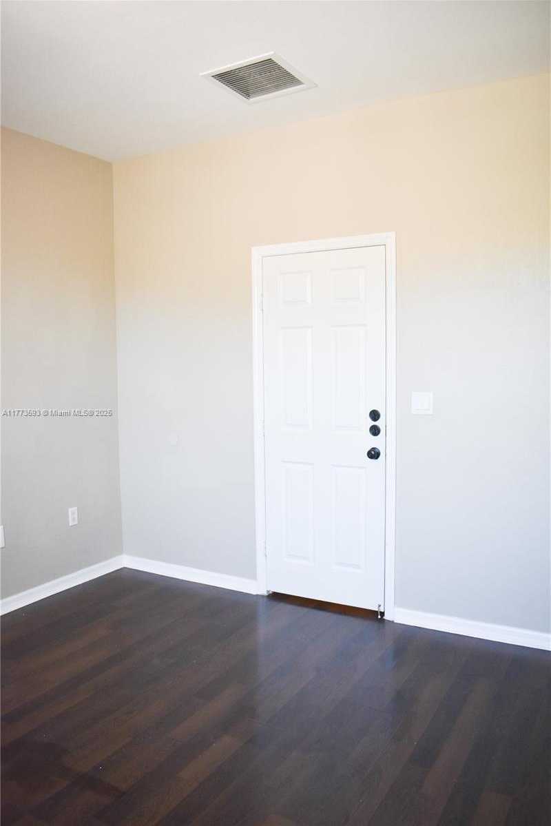 Small Image of 9123 SOUTH WEST 152ND PATH, Miami Number 29