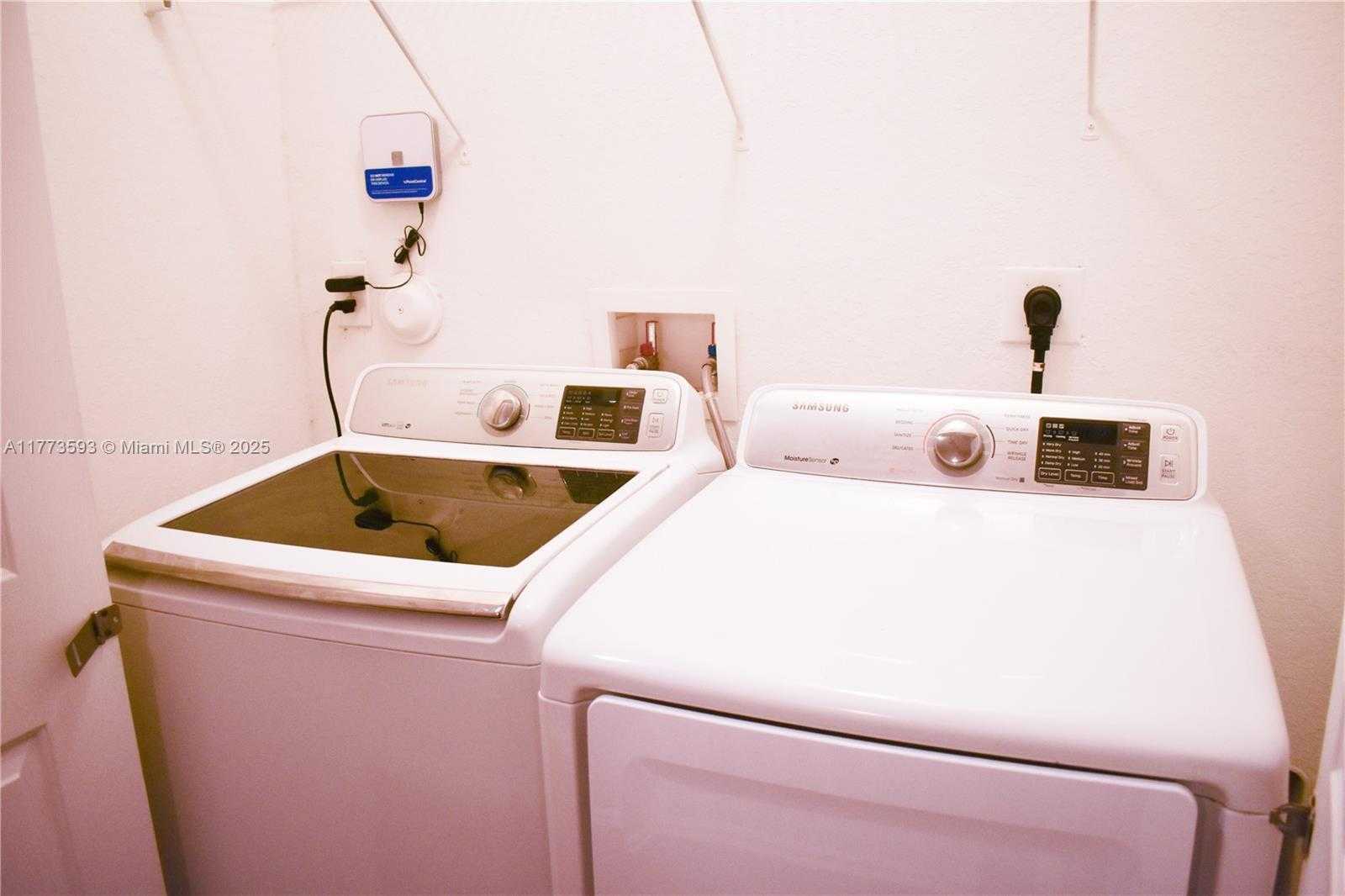 Small Image of 9123 SOUTH WEST 152ND PATH, Miami Number 33