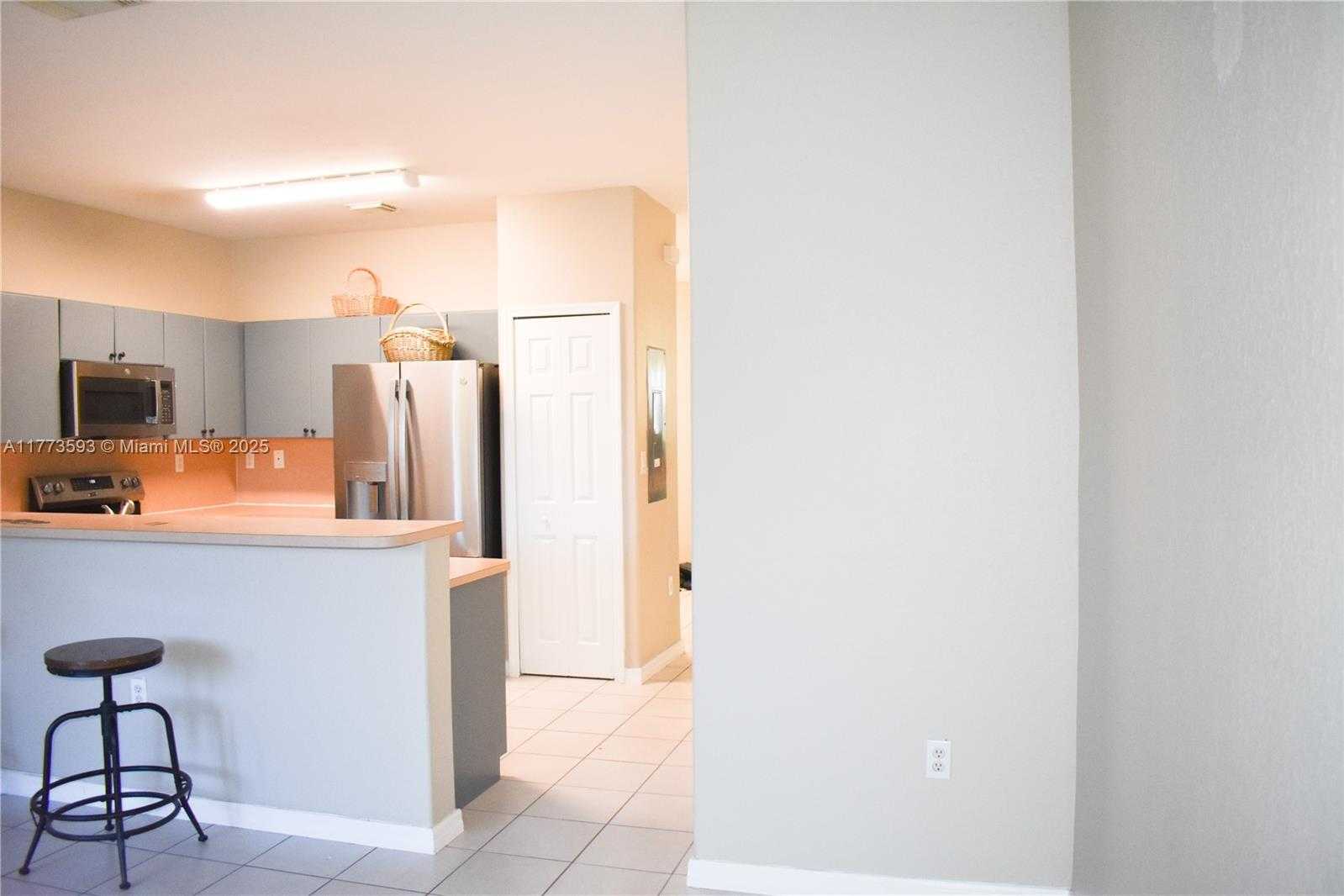 Small Image of 9123 SOUTH WEST 152ND PATH, Miami Number 47