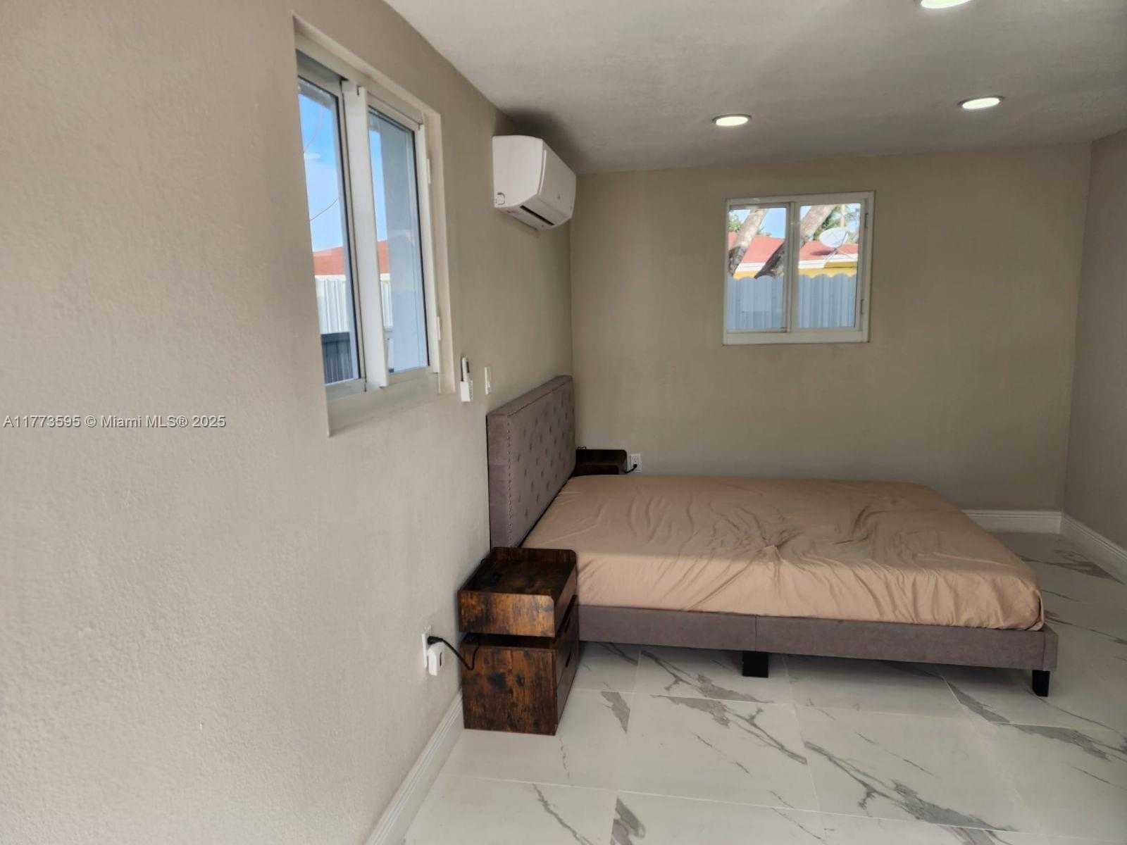 Small Image of 20731 SOUTH WEST 117TH AVE ##1, Miami Number 5