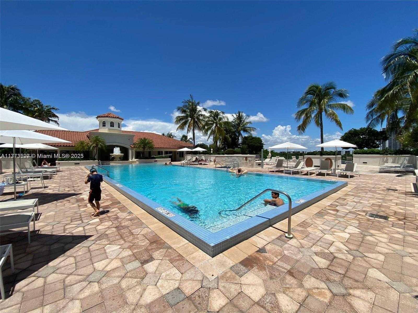Small Image of 20000 EAST COUNTRY CLUB DR #1107, Aventura Number 13