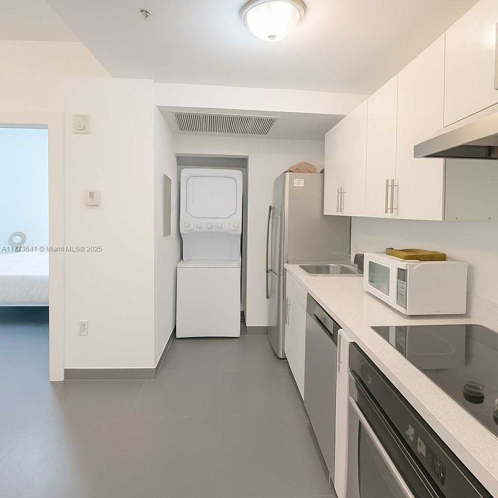Small Image of 1600 EUCLID AVE #101, Miami Beach Number 12