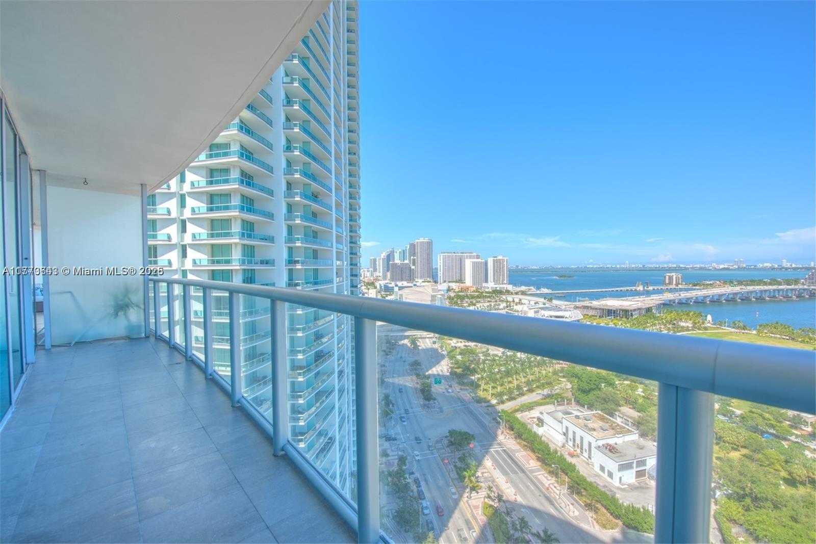 Small Image of 888 BISCAYNE BLVD #3910, Miami Number 2