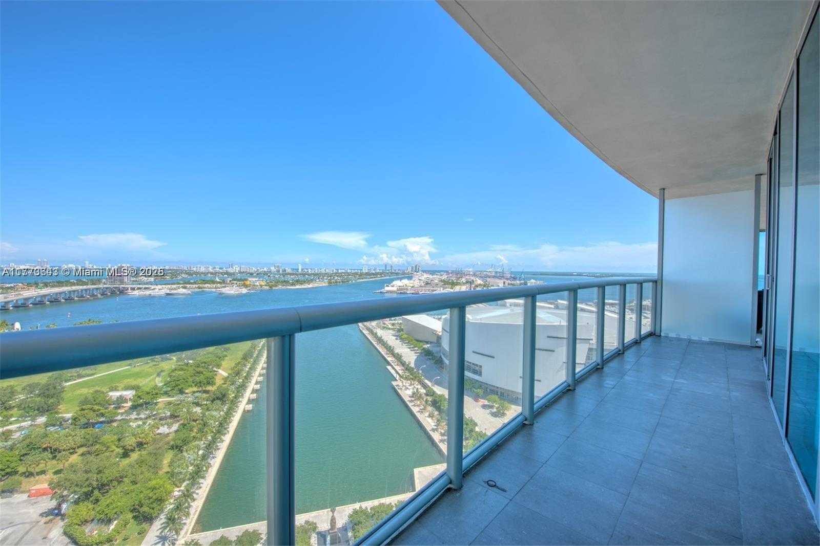 Small Image of 888 BISCAYNE BLVD #3910, Miami Number 3
