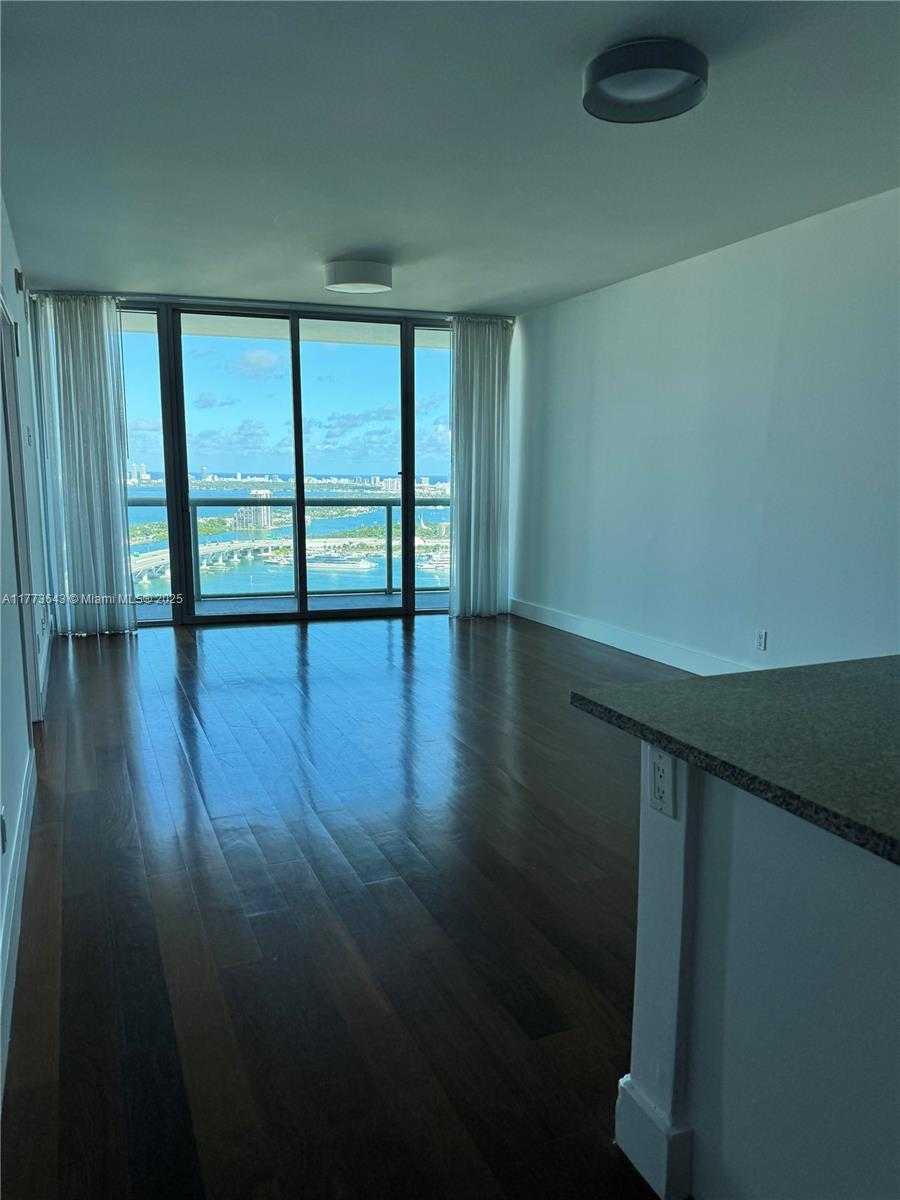 Small Image of 888 BISCAYNE BLVD #3910, Miami Number 6