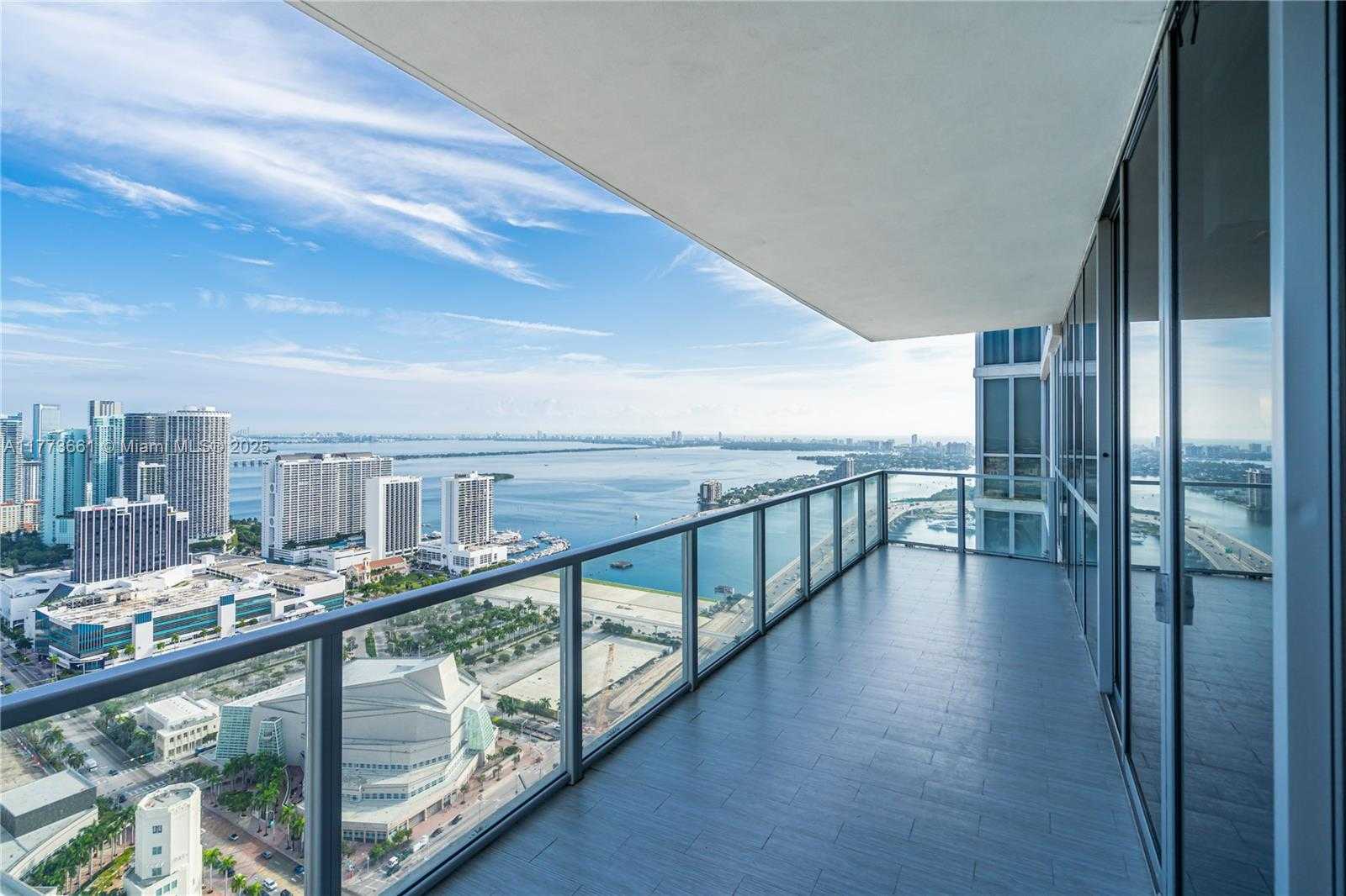 Small Image of 1100 BISCAYNE BLVD #4605, Miami Number 19