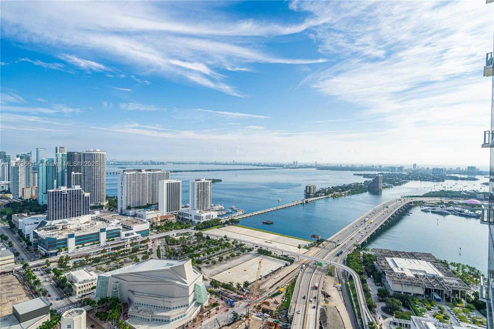 Small Image of 1100 BISCAYNE BLVD #4605, Miami Number 21