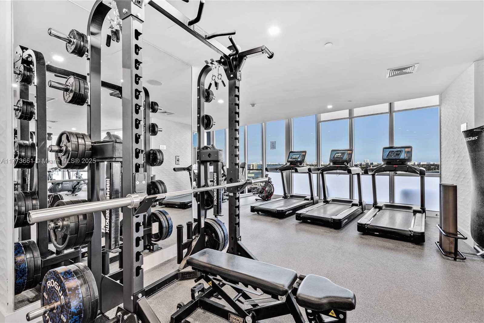Small Image of 1100 BISCAYNE BLVD #4605, Miami Number 29