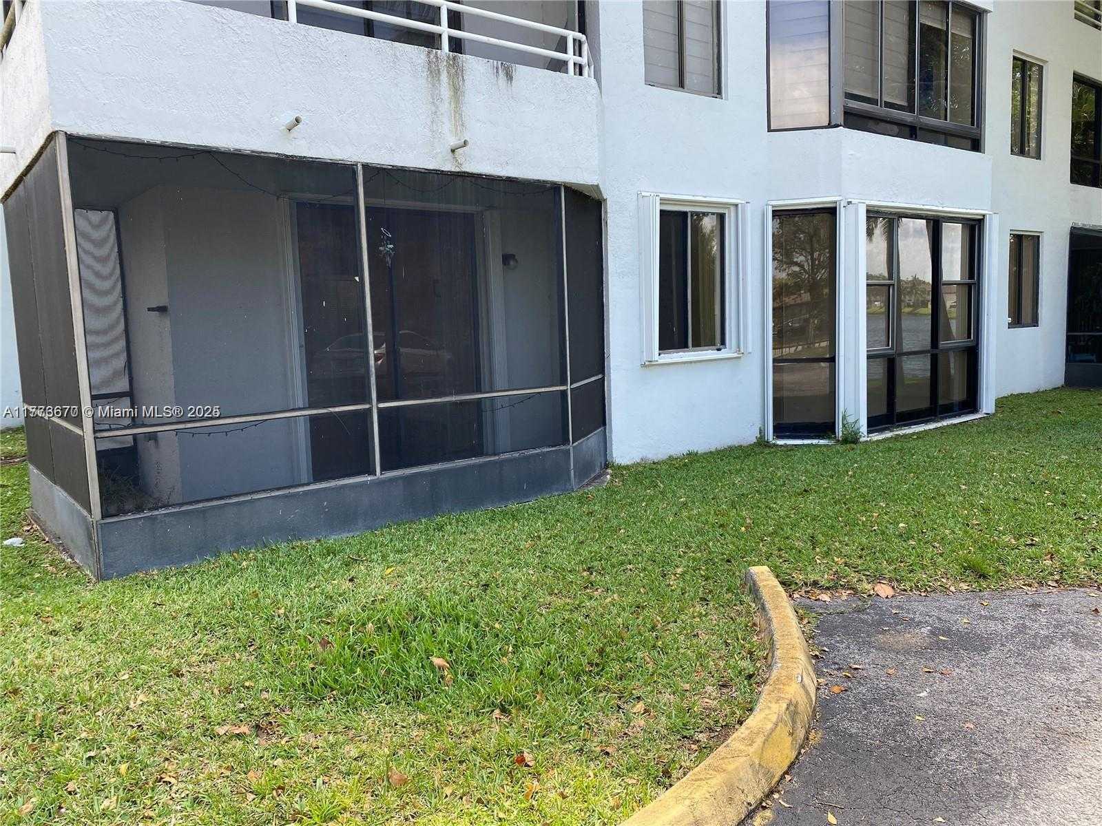 Small Image of 8305 SOUTH WEST 152ND AVE #A-110, Miami Number 22