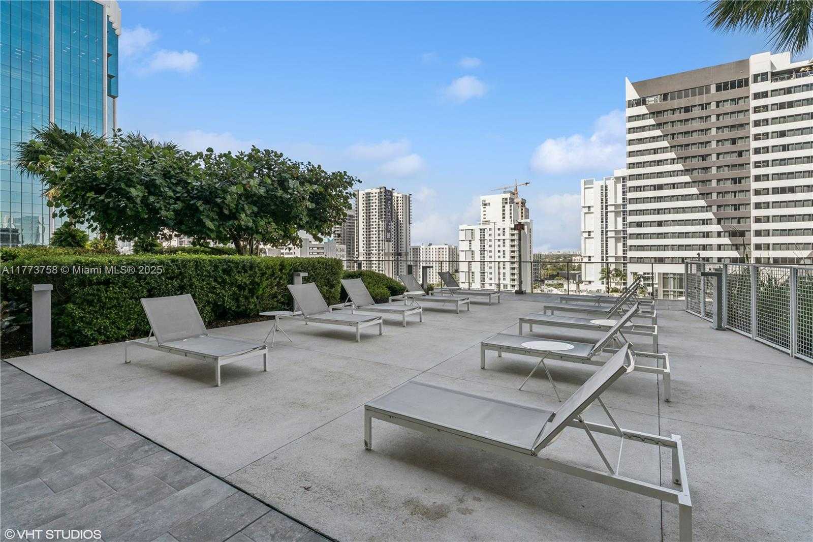 Small Image of 88 SOUTH WEST 7TH ST #1804, Miami Number 17