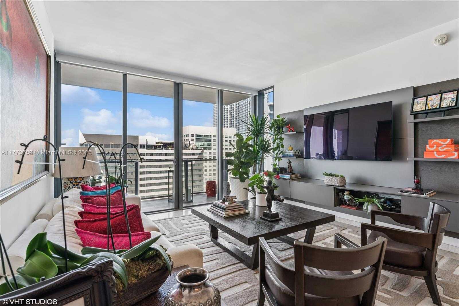 Small Image of 88 SOUTH WEST 7TH ST #1804, Miami Number 22